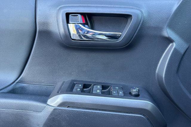 Used 2022 Toyota Tacoma TRD Sport image 9