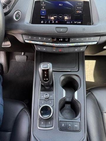 Used 2019 Cadillac XT4 Premium Luxury image 32