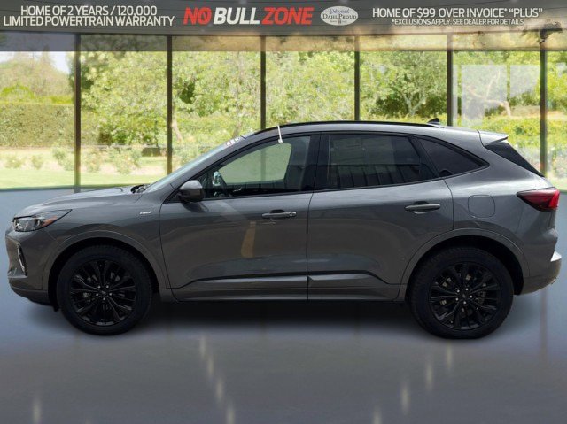 Certified 2023 Ford Escape ST-Line Elite AWD/4WD image 2
