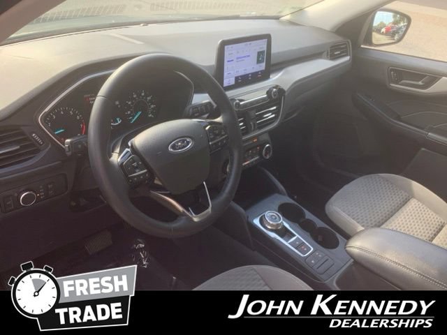 Certified 2022 Ford Escape SE w/ SE Sport Appearance Package AWD/4WD image 9