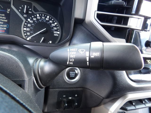Used 2022 Toyota Tundra SR5 w/ SR5 Convenience Package AWD/4WD image 27