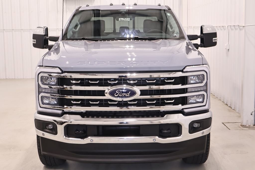 Certified 2025 Ford F250 Lariat w/ Lariat Ultimate Package AWD/4WD image 5