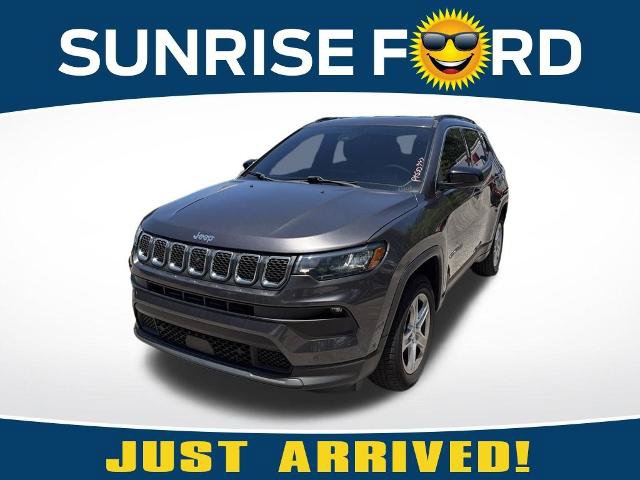 Used 2023 Jeep Compass Latitude w/ Convenience Group