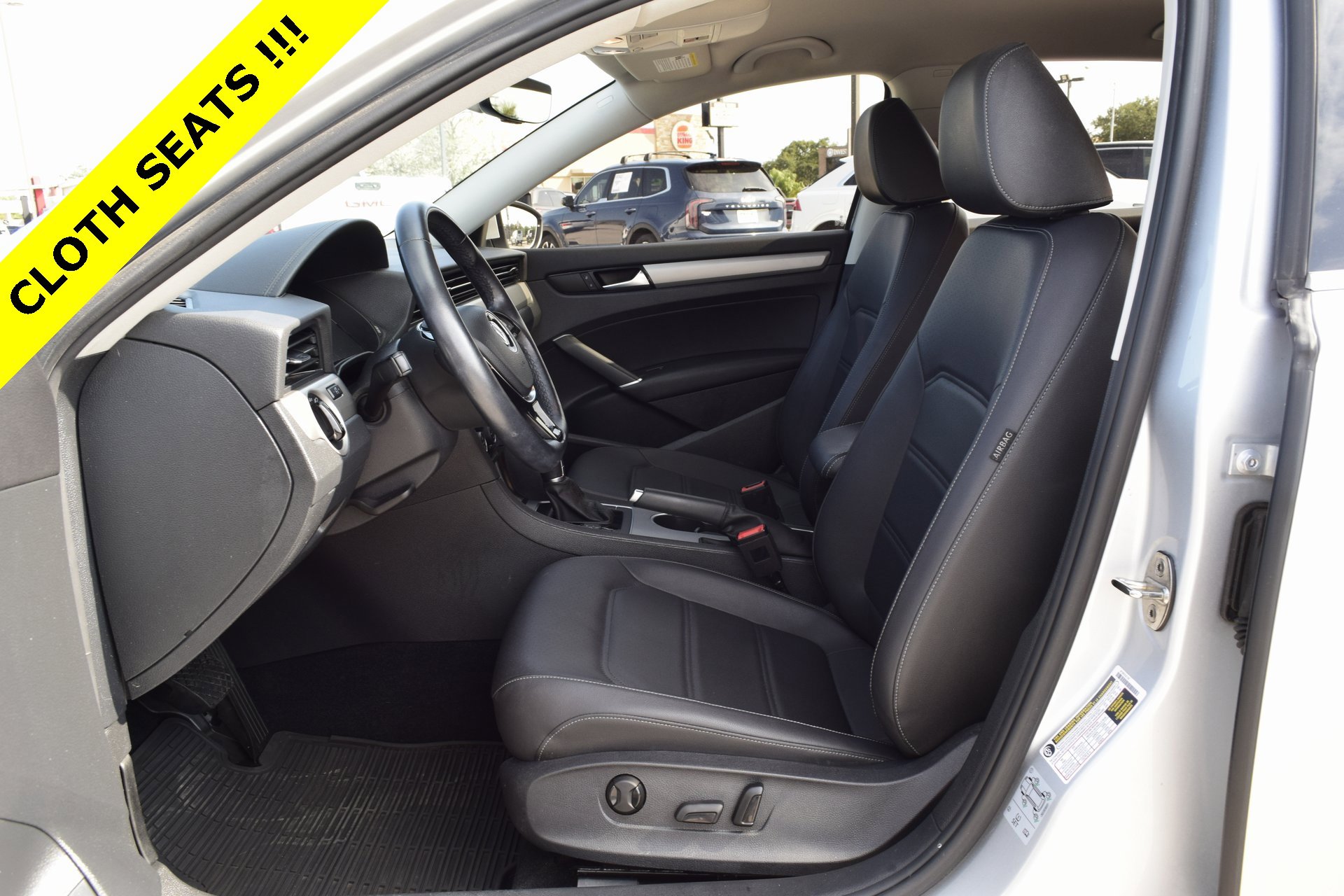 Used 2020 Volkswagen Passat 2.0T SE image 3