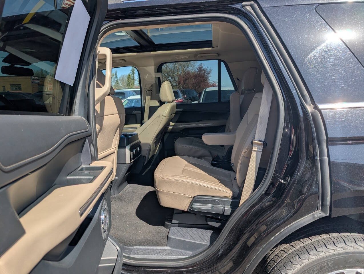 Certified 2024 Ford Expedition Limited AWD/4WD image 13