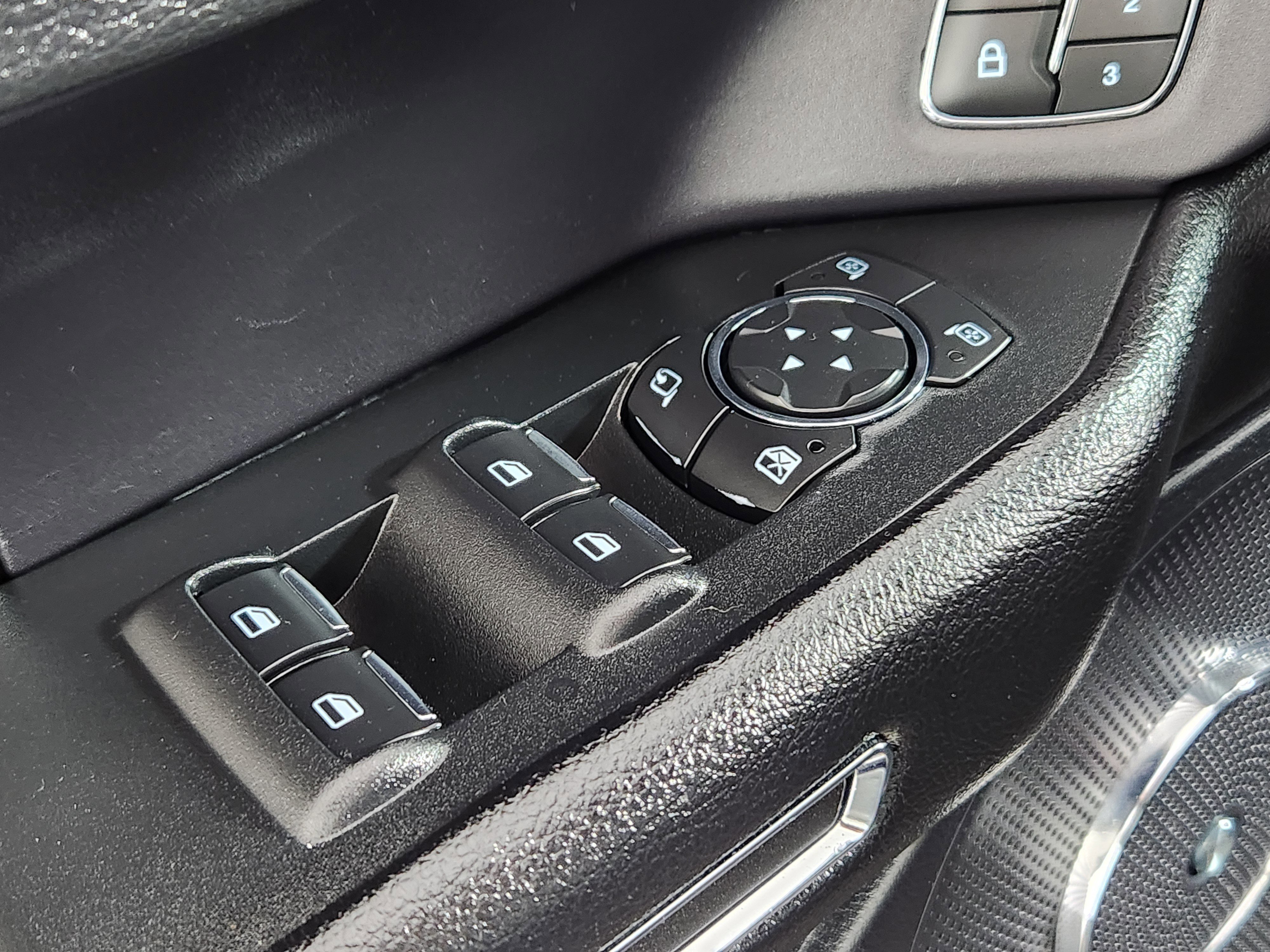 Certified 2019 Ford Expedition Limited w/ Equipment Group 303A image 18