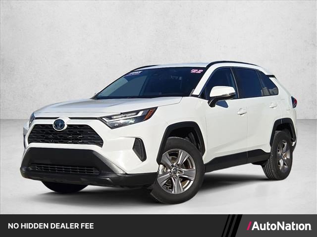 Used 2022 Toyota RAV4 XLE AWD/4WD image 1