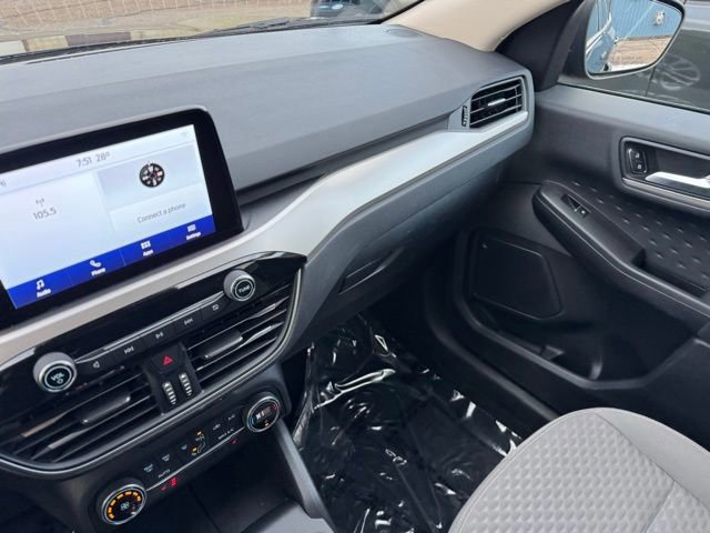 Certified 2020 Ford Escape SE image 29