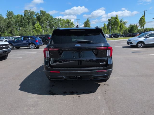 Certified 2025 Ford Explorer ST-Line AWD/4WD image 6
