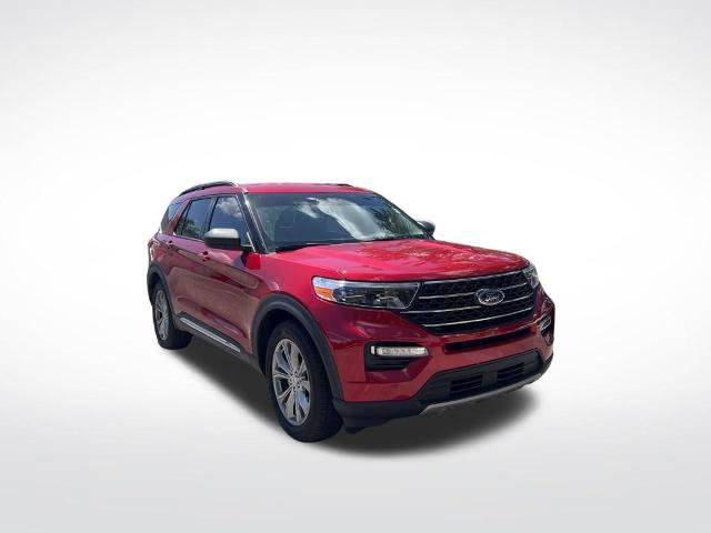 Certified 2021 Ford Explorer XLT w/ Equipment Group 202A RWD image 2