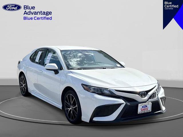 Used 2024 Toyota Camry SE FWD image 4