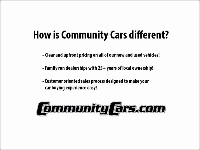 Used 2023 Cadillac XT4 Luxury w/ Cold Weather Package FWD image 13