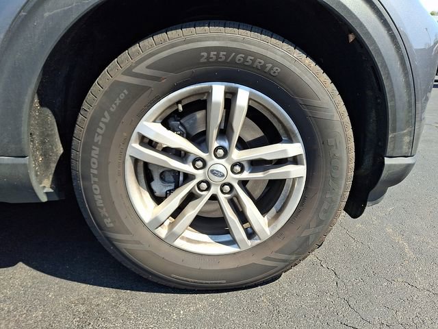 Certified 2022 Ford Explorer XLT w/ Equipment Group 202A image 8