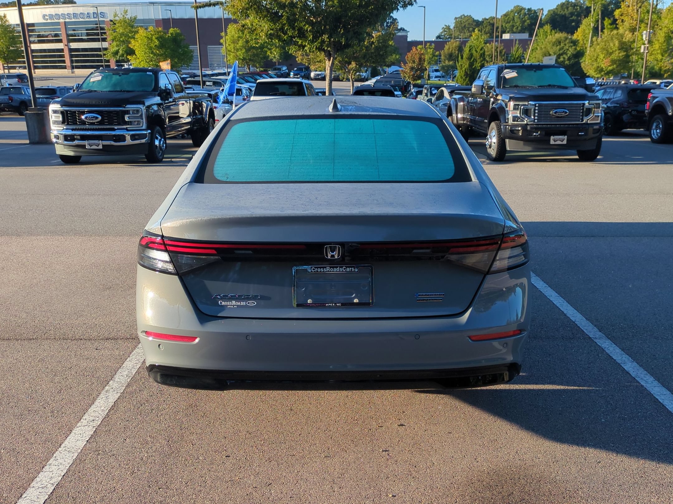 Used 2023 Honda Accord Touring image 4