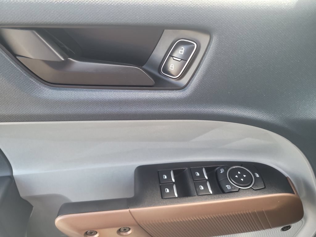 Certified 2024 Ford Maverick Lariat w/ 4K Tow Package AWD/4WD image 14