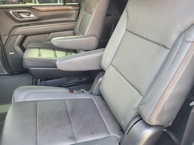 Used 2024 Chevrolet Suburban High Country w/ Max Trailering Package AWD/4WD image 13