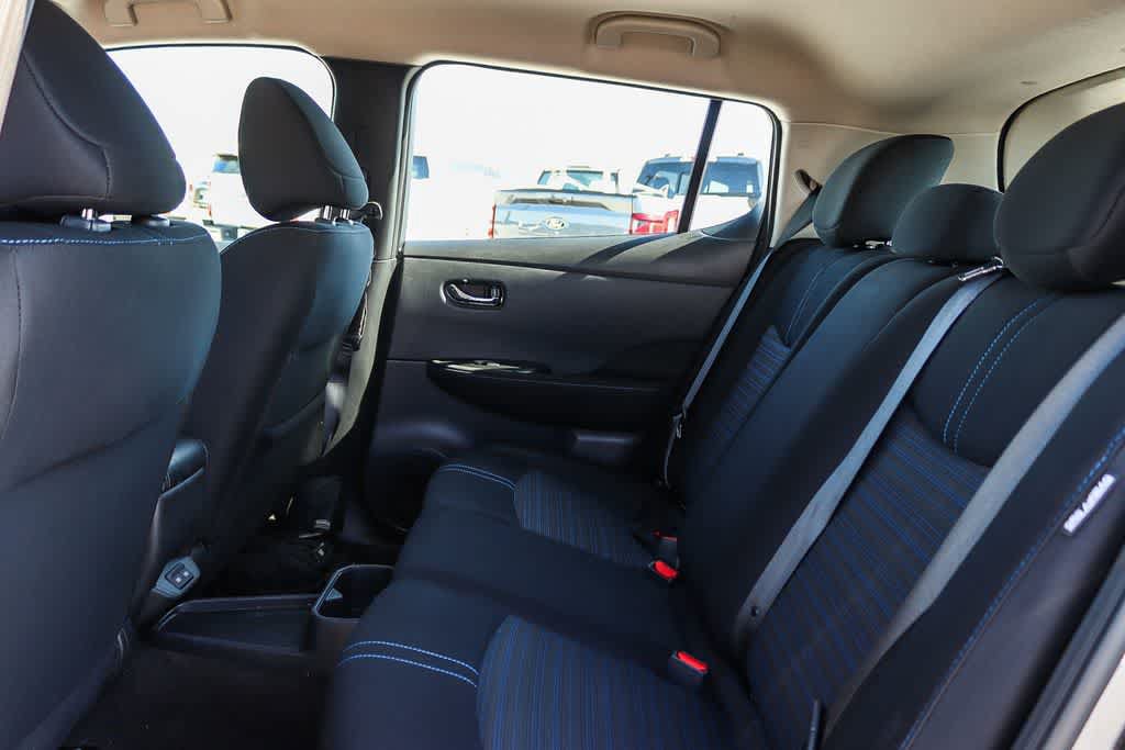 Used 2025 Nissan Leaf S FWD image 18