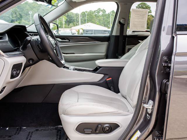 Used 2022 Jeep Grand Cherokee L Overland AWD/4WD image 19