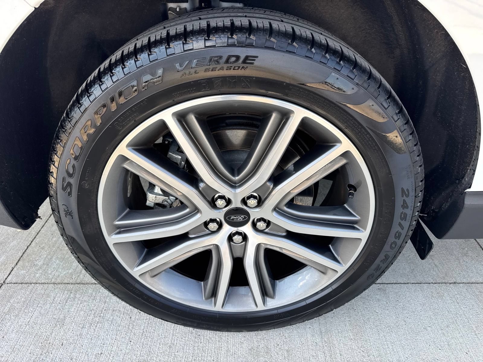 Certified 2024 Ford Edge Titanium w/ Equipment Group 301A AWD/4WD image 19