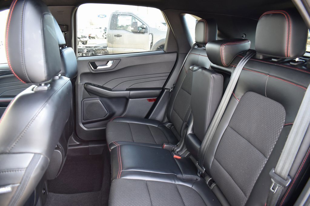 Certified 2023 Ford Escape ST-Line w/ Tech Pack #1 image 7