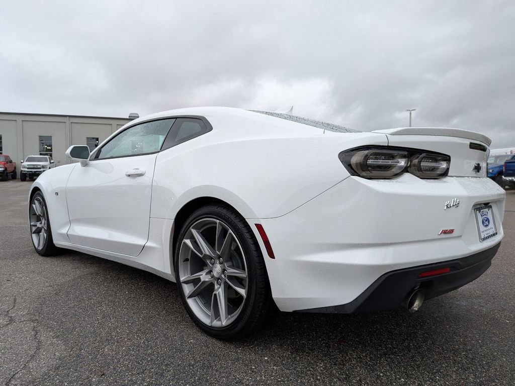 Used 2020 Chevrolet Camaro LT w/ RS Package image 4