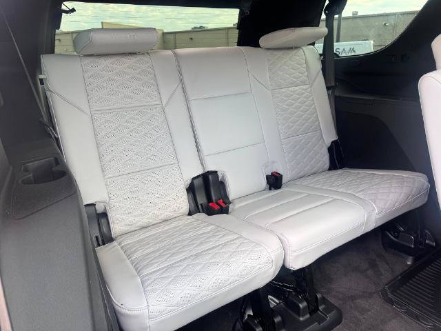 Used 2026 Cadillac Escalade Platinum Sport w/ LPO, ONYX Package AWD/4WD image 23