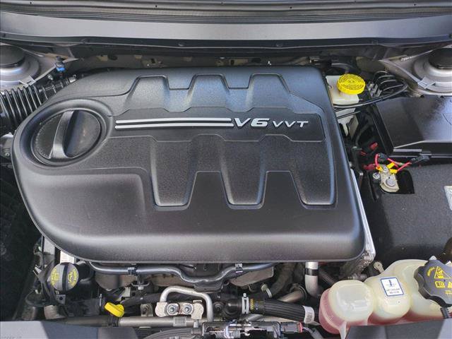 Used 2019 Jeep Cherokee Trailhawk AWD/4WD image 21