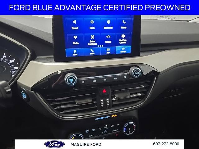 Certified 2022 Ford Escape SE w/ Cold Weather Package AWD/4WD image 28