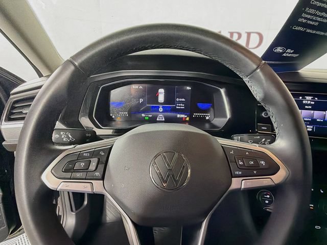 Used 2023 Volkswagen Jetta SE FWD image 13