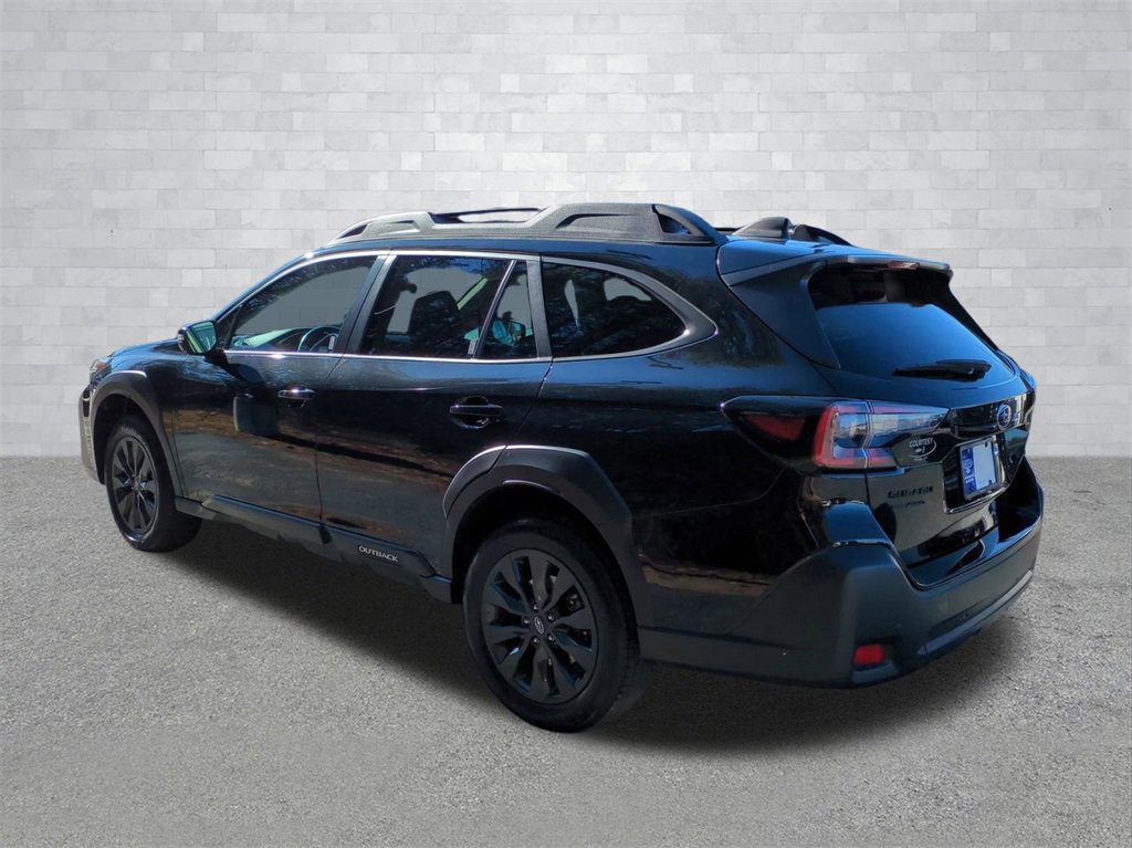 Used 2023 Subaru Outback Onyx Edition image 6
