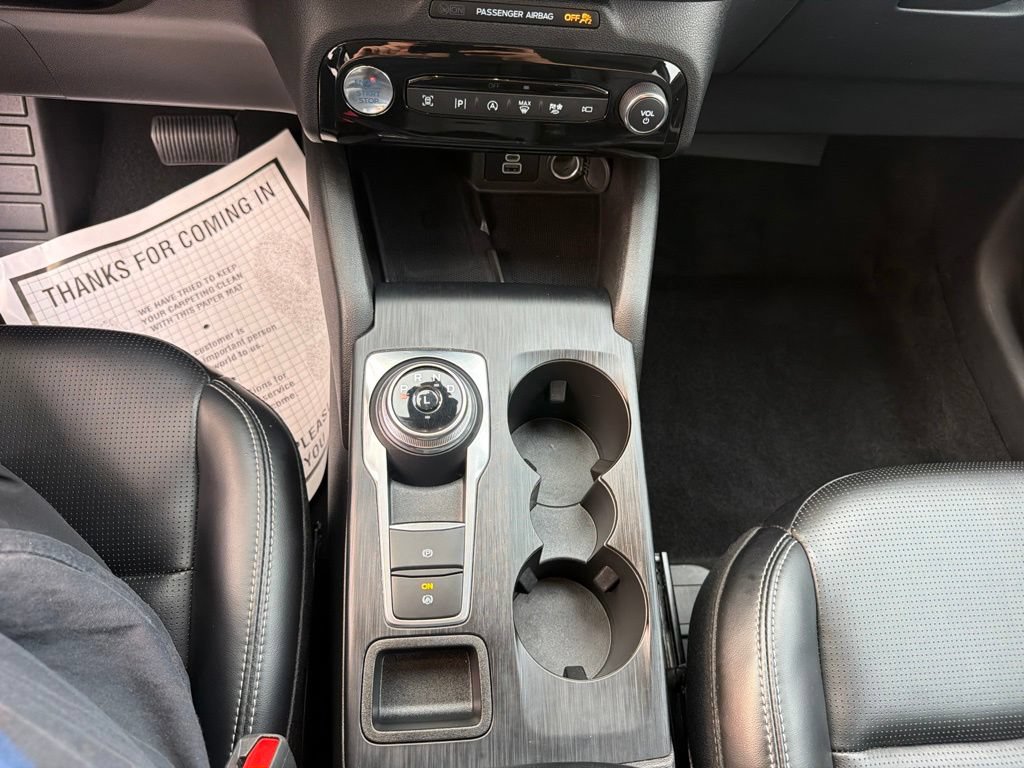 Certified 2024 Ford Escape Platinum AWD/4WD image 34