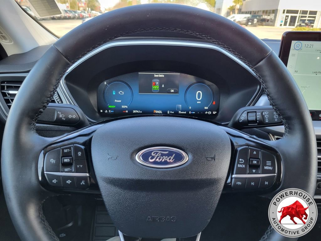Certified 2025 Ford Escape SE w/ PHEV Premium Package image 35