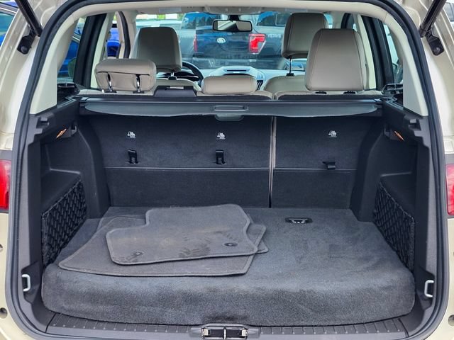 Certified 2017 Ford C-MAX Titanium w/ Equipment Group 301A FWD image 31