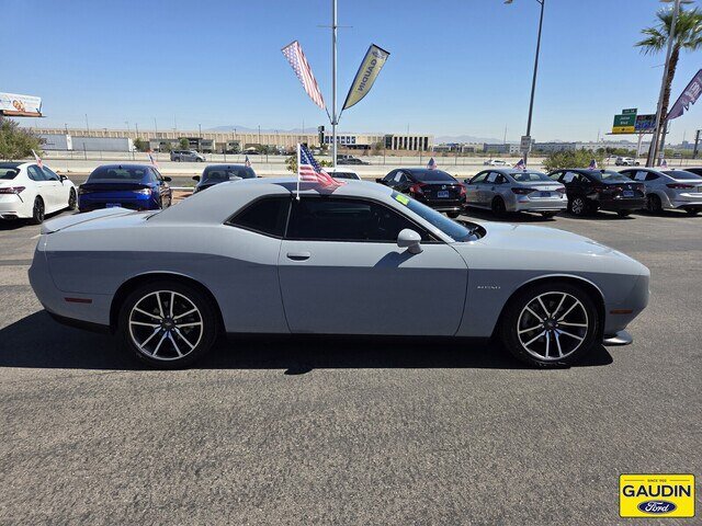 Used 2022 Dodge Challenger R/T w/ Plus Package RWD image 8