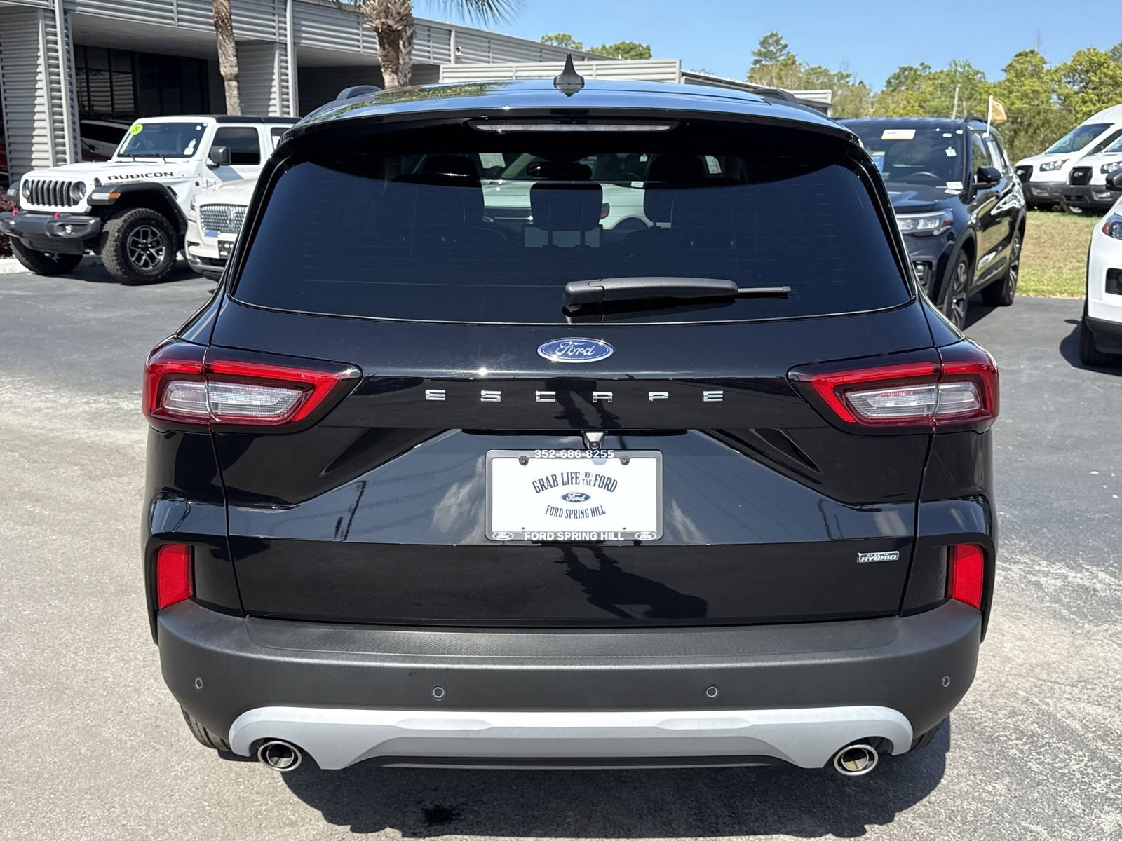 Certified 2025 Ford Escape SE image 5