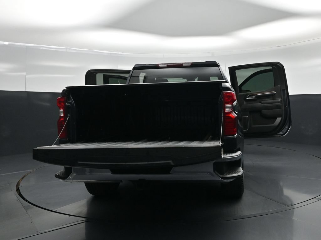 Used 2023 Chevrolet Silverado 1500 LT AWD/4WD image 28
