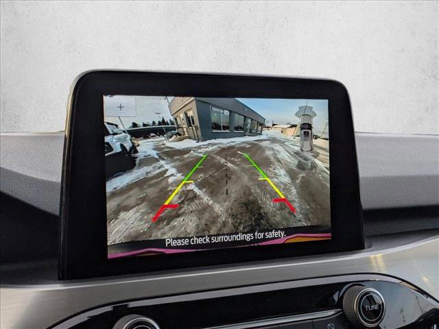 Certified 2022 Ford Escape Titanium w/ Class II Trailer Tow Package image 15