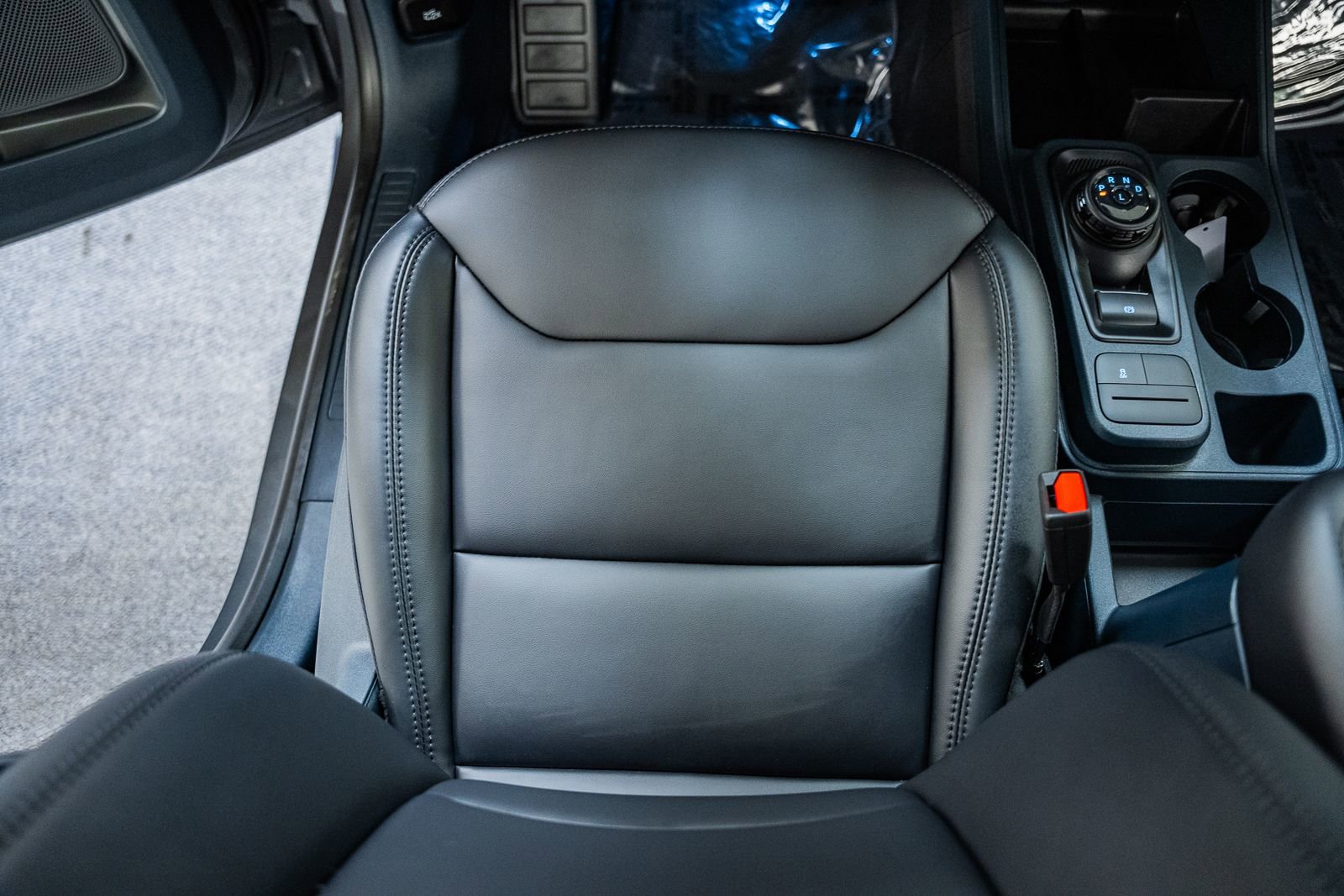 Certified 2026 Ford Maverick Lariat w/ Black Appearance Package image 37