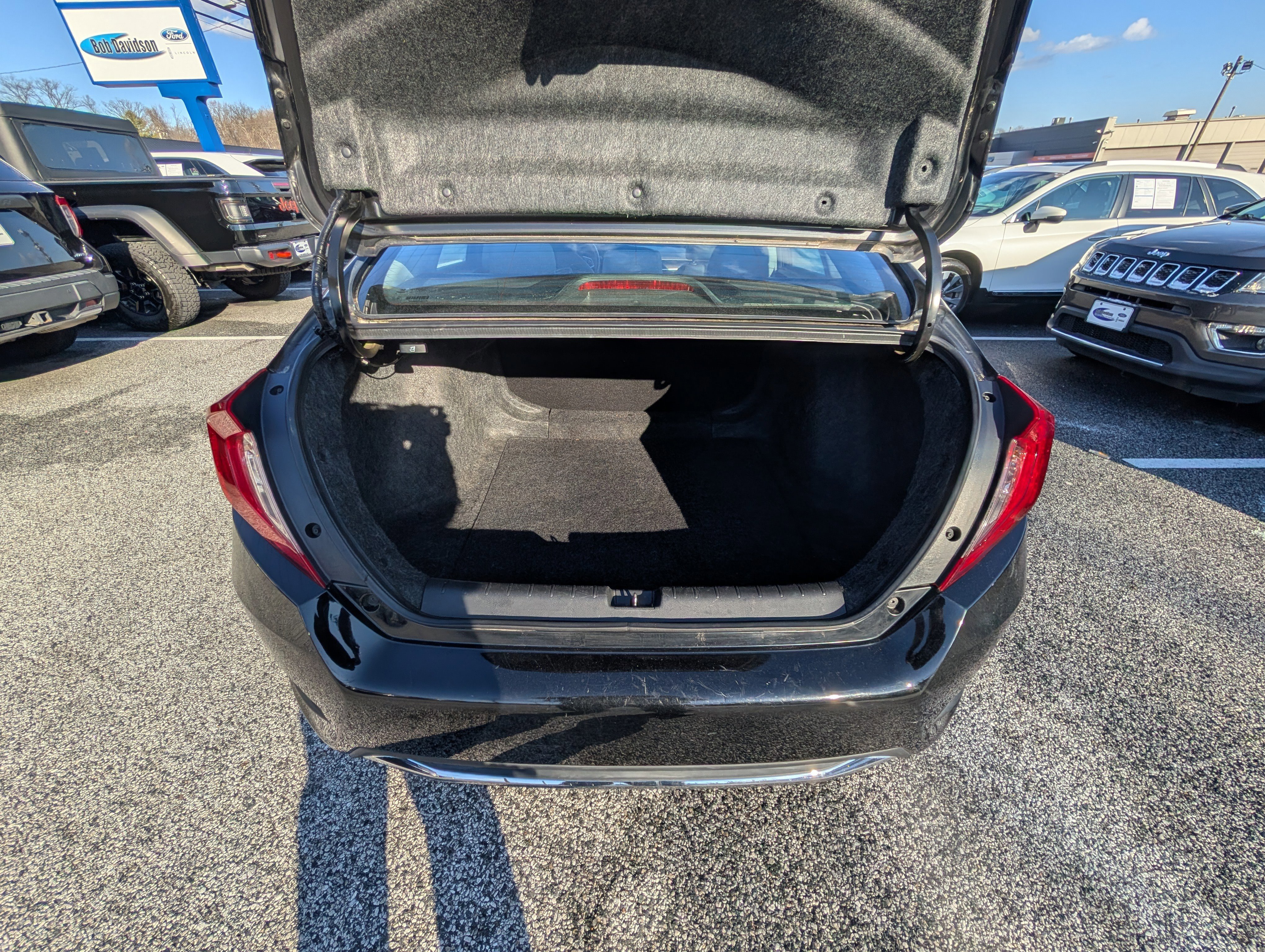 Used 2019 Honda Civic LX image 14
