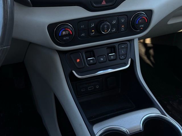 Used 2020 GMC Terrain Denali w/ Denali Premium Package image 35