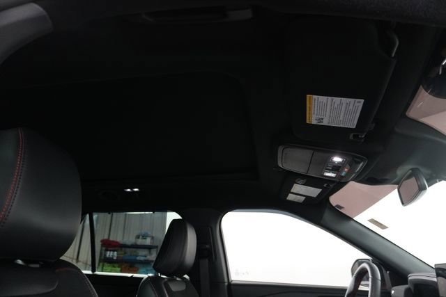 Certified 2025 Ford Explorer ST image 22