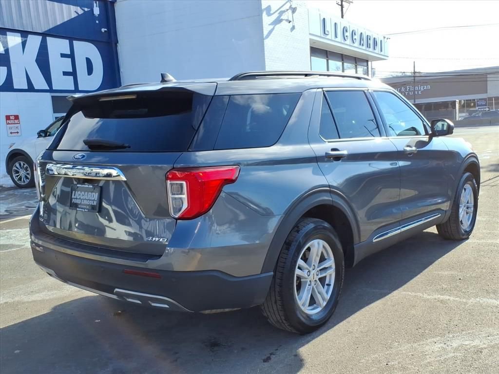 Certified 2023 Ford Explorer XLT w/ Equipment Group 202A image 6