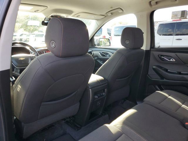 Used 2020 Chevrolet Traverse LT image 10