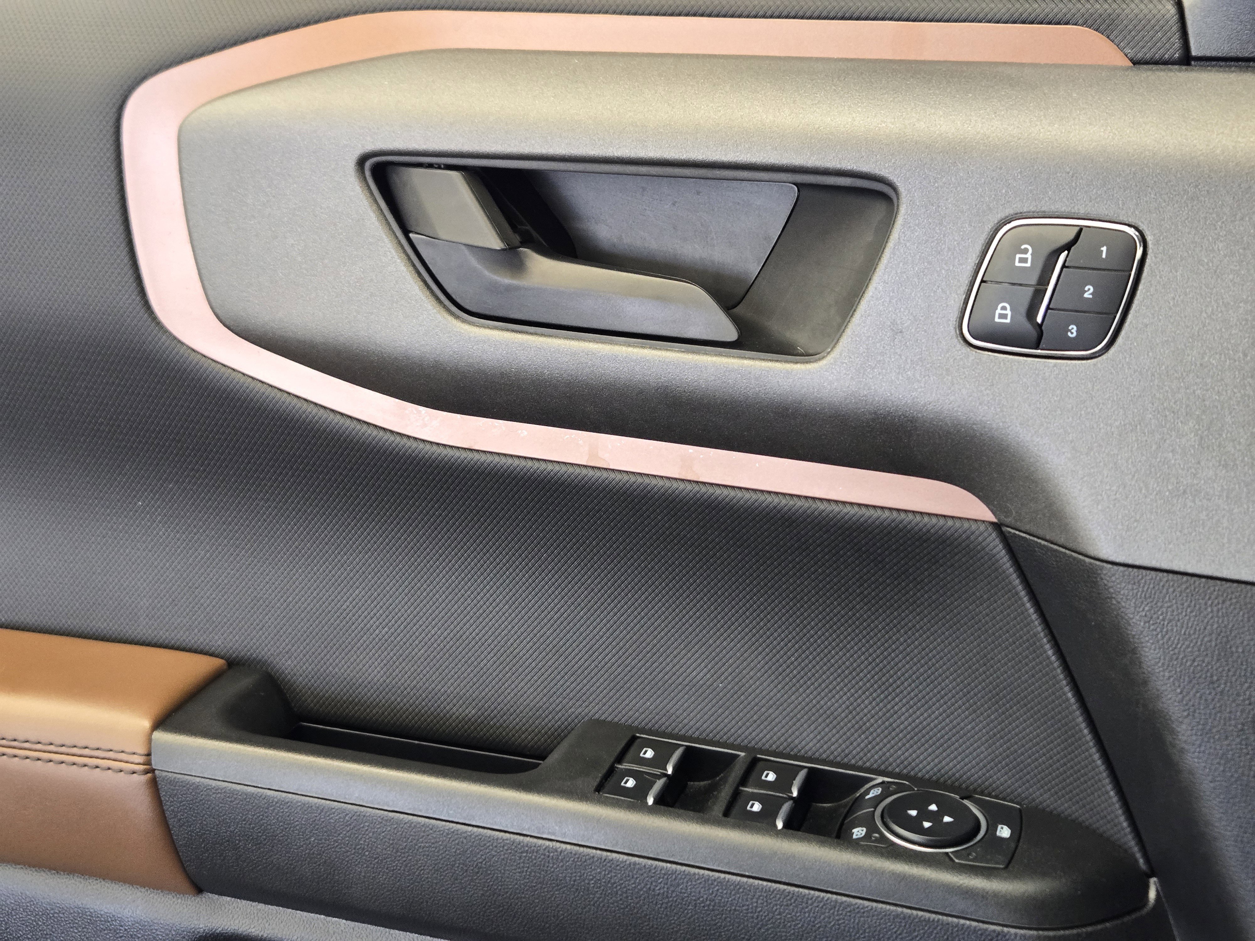 Certified 2025 Ford Bronco Sport Outer Banks w/ Outer Banks Tech Package+ image 22