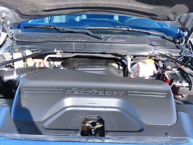 Used 2024 RAM 2500 Tradesman w/ Chrome Appearance Group image 14