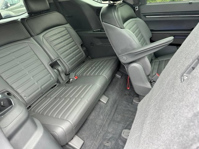 Used 2024 Kia EV9 Land AWD/4WD image 14