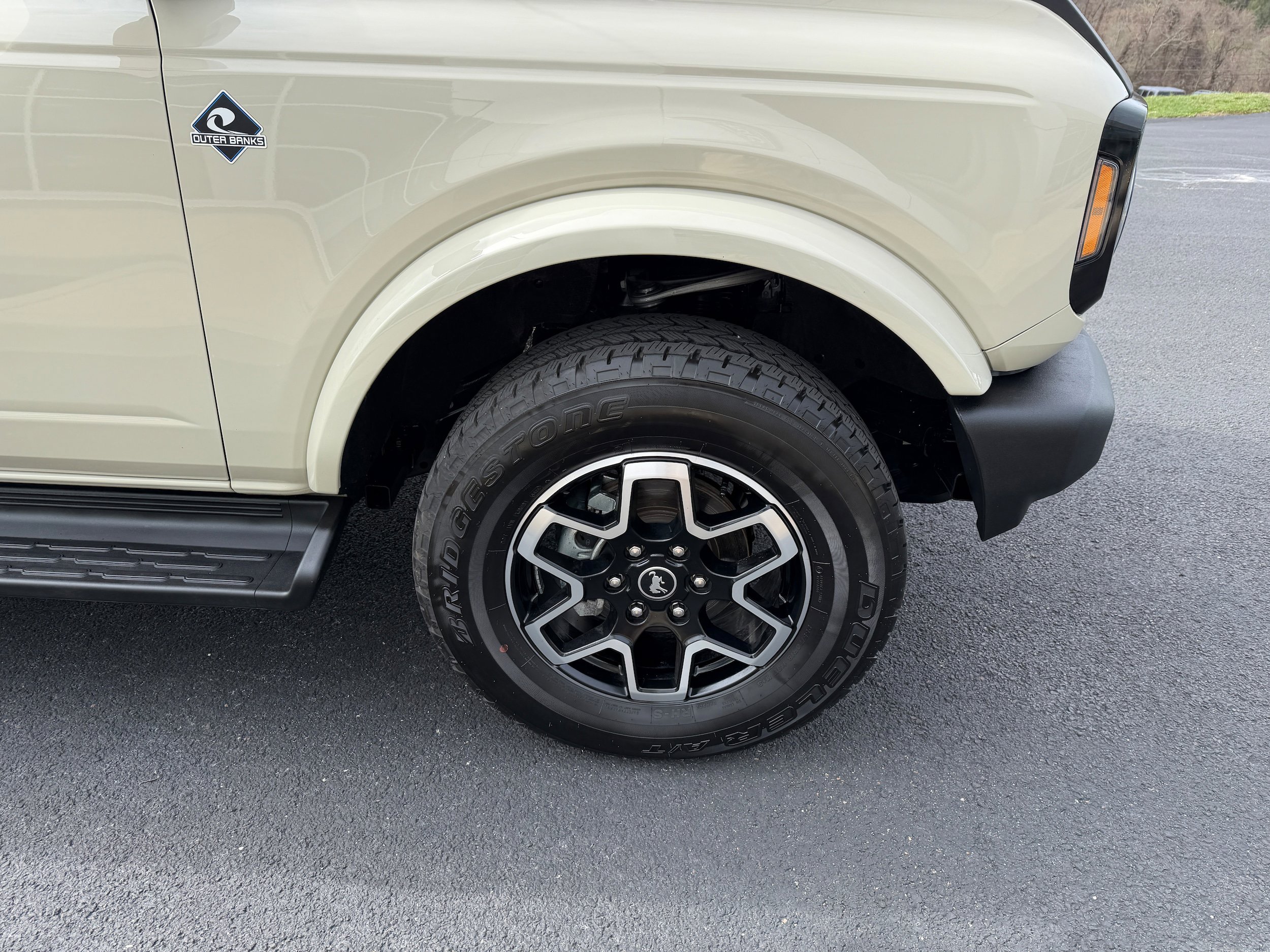 Certified 2025 Ford Bronco Outer Banks AWD/4WD image 11