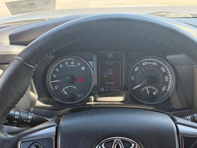 Used 2017 Toyota Tacoma TRD Off-Road w/ Tow Package image 17