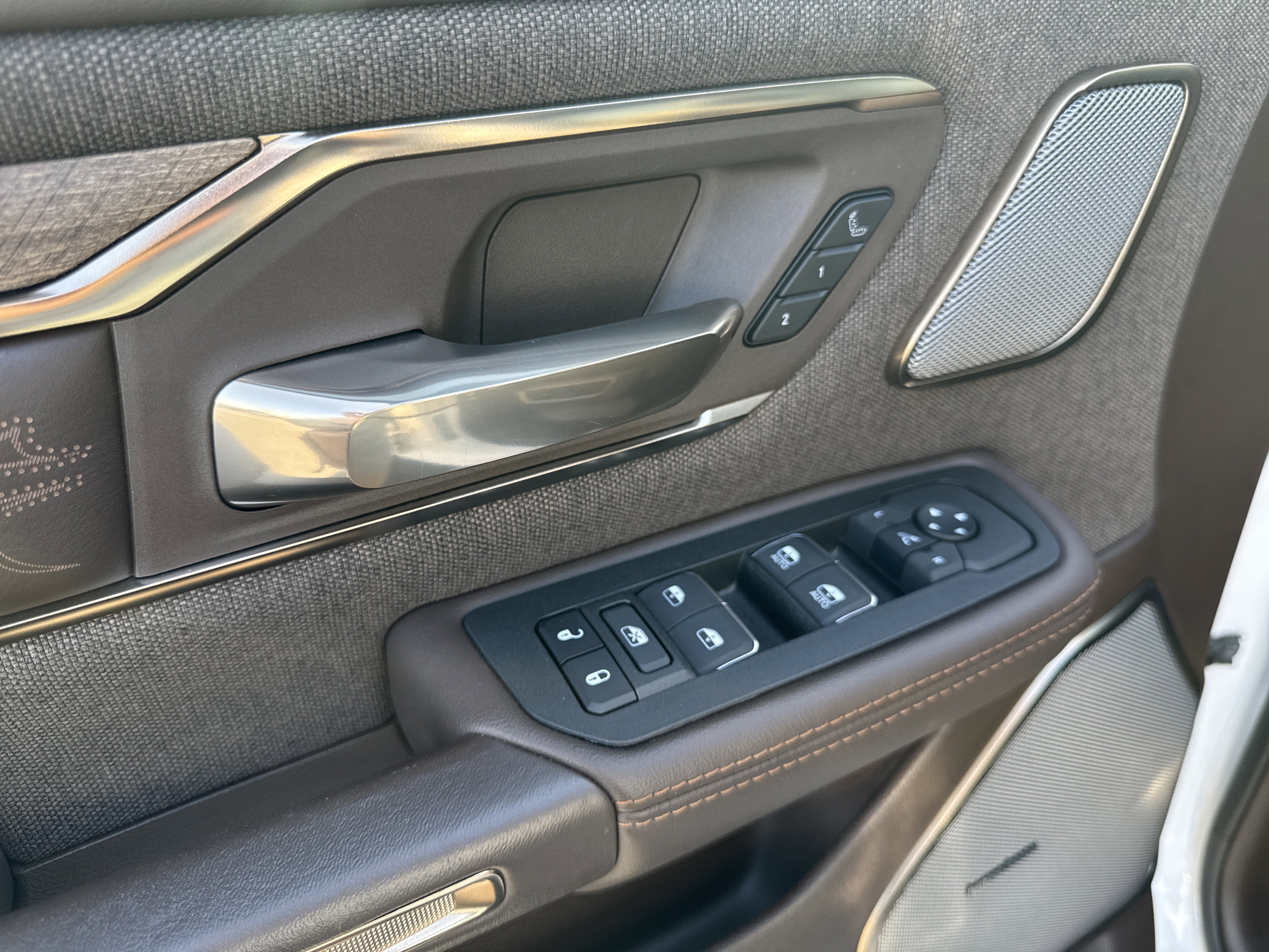 Used 2025 RAM 1500 Limited image 13