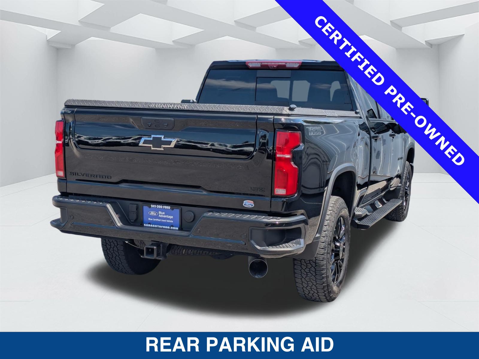 Used 2025 Chevrolet Silverado 2500 LTZ w/ Trail Boss Package AWD/4WD image 5